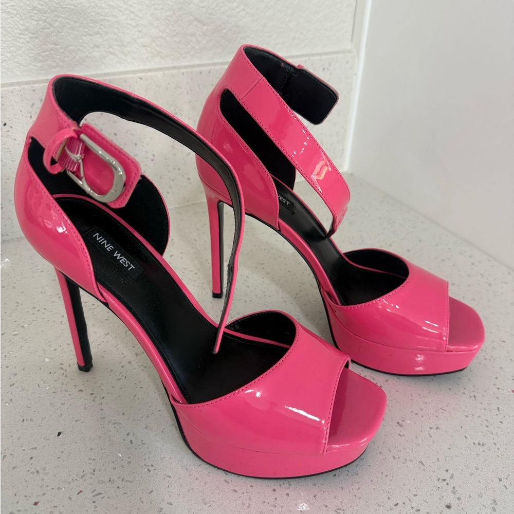 Nine West Hot Pink Patent Platform Heels – Size 9 – New